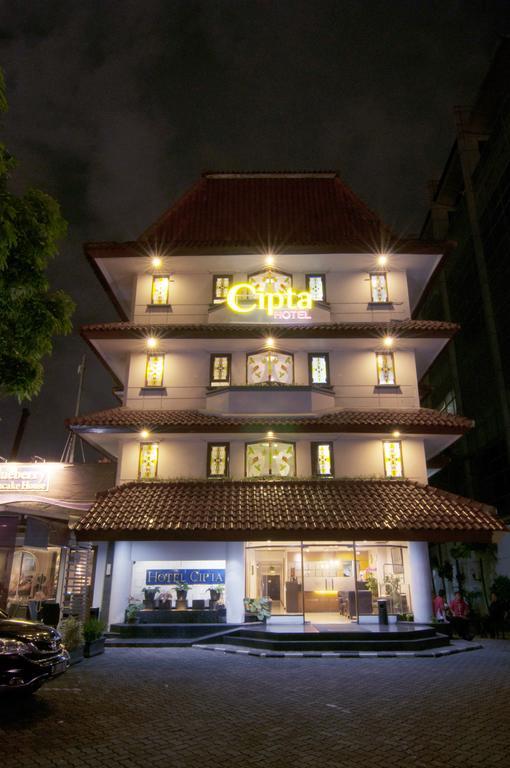 Cipta Hotel Wahid Hasyim Jacarta Exterior foto