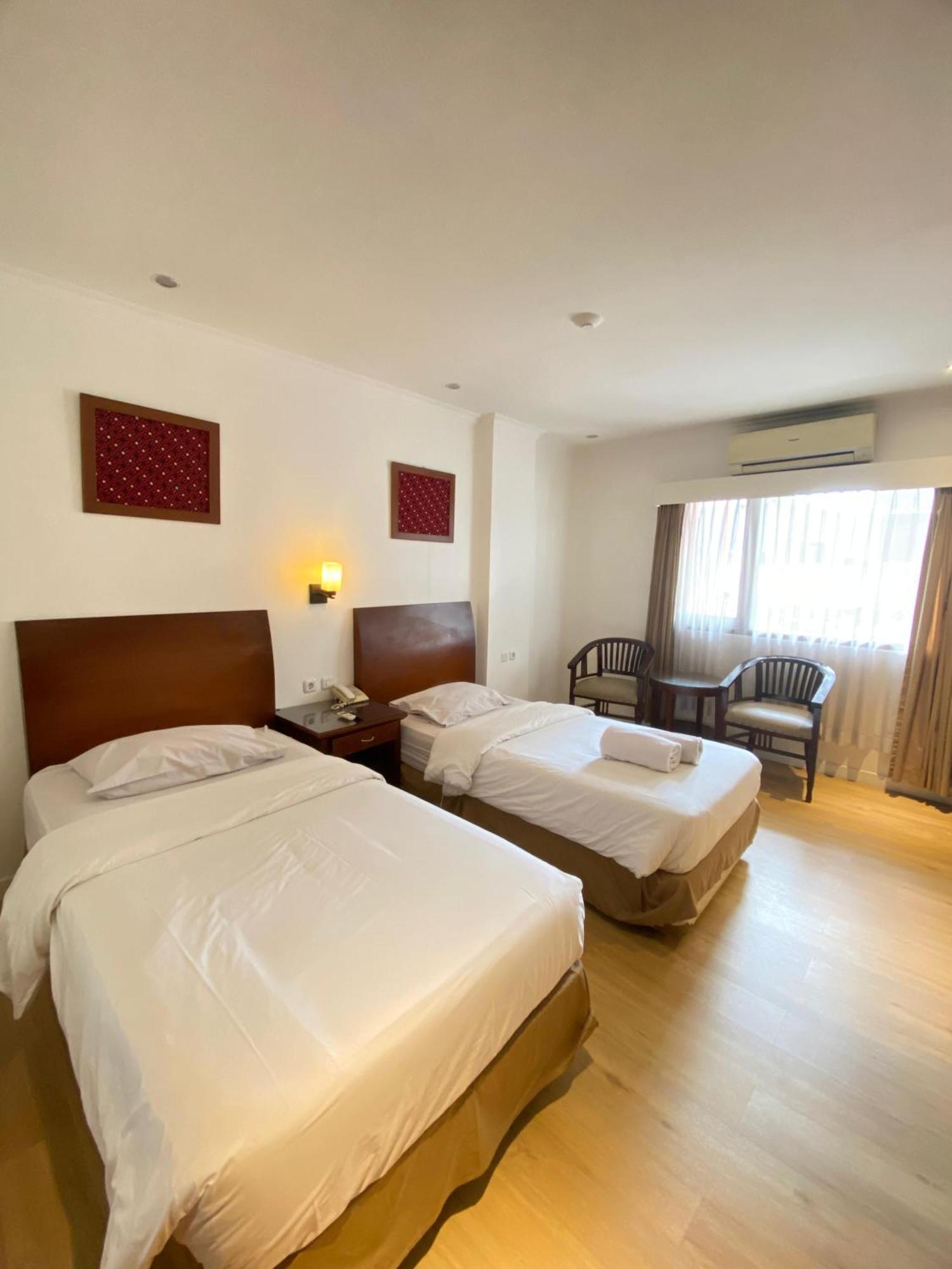 Cipta Hotel Wahid Hasyim Jacarta Exterior foto
